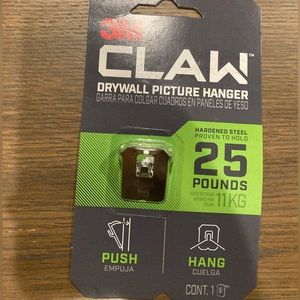 3M Claw drywall picture hanger up to 25 lbs